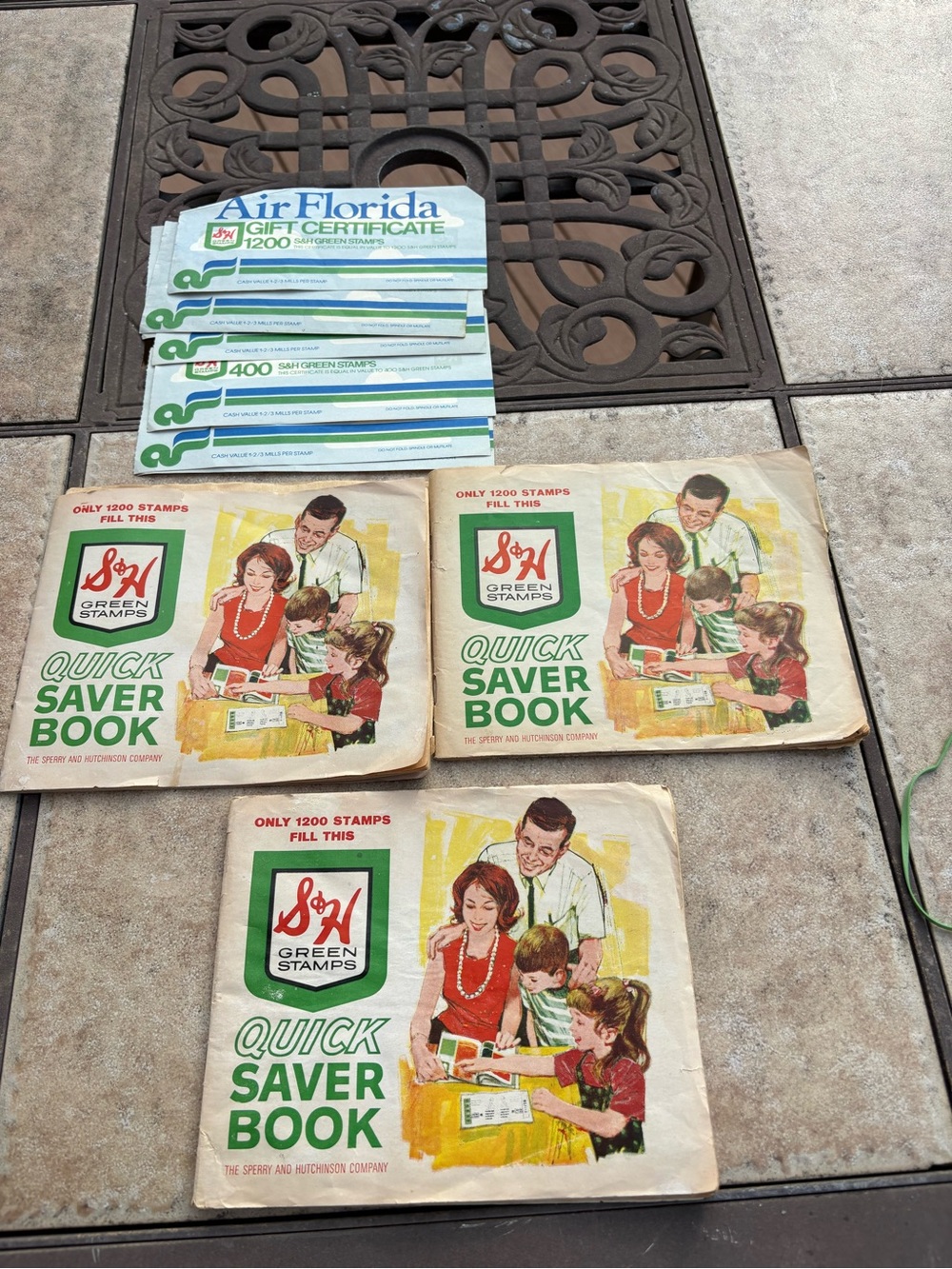 Quick Saver Book - White & Green